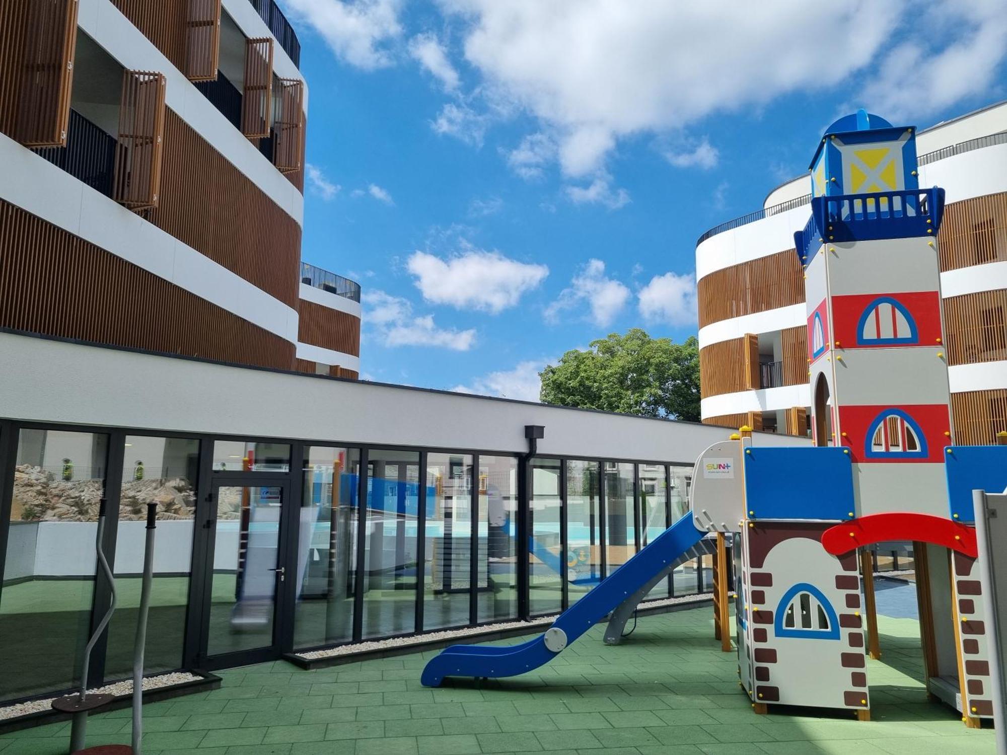 Baltic Waves Resort Baseny Bawialnia Silownia Garaz W Cenie Miedzyzdroje Luaran gambar