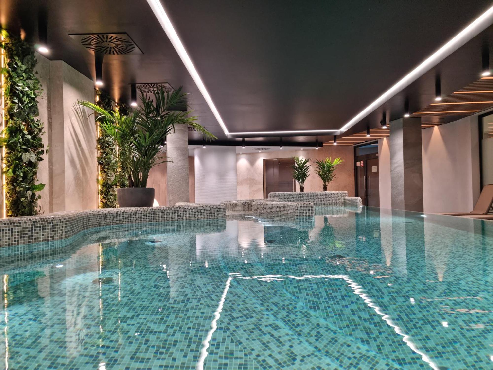 Baltic Waves Resort Baseny Bawialnia Silownia Garaz W Cenie Miedzyzdroje Luaran gambar