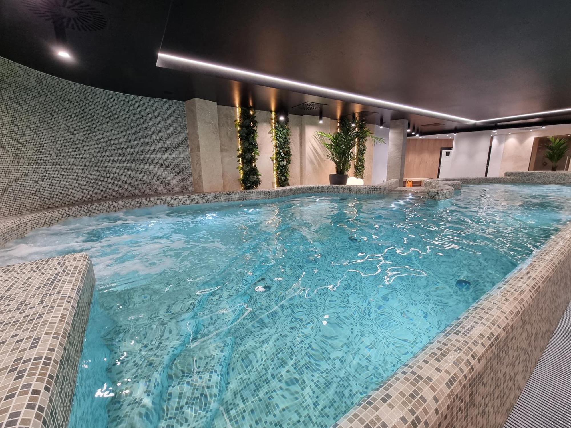 Baltic Waves Resort Baseny Bawialnia Silownia Garaz W Cenie Miedzyzdroje Luaran gambar